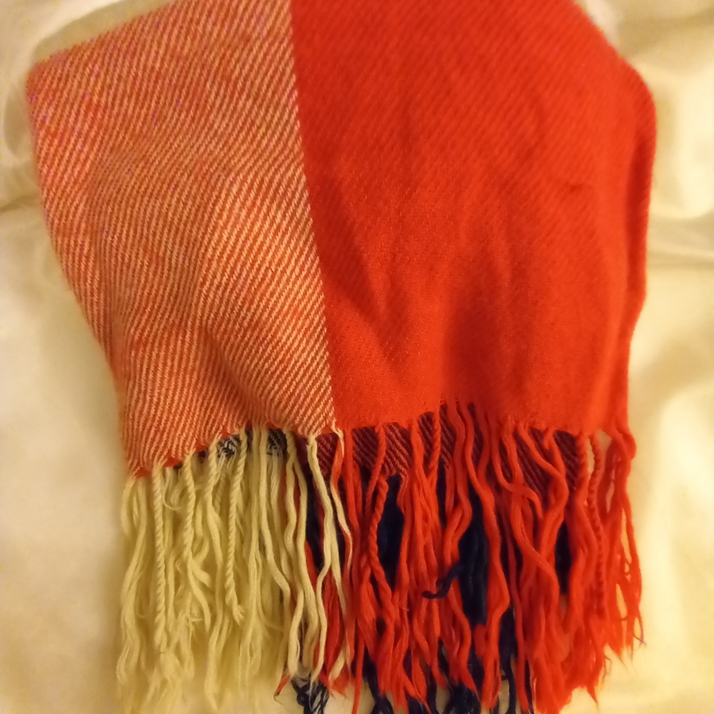 Women's blanket scarf